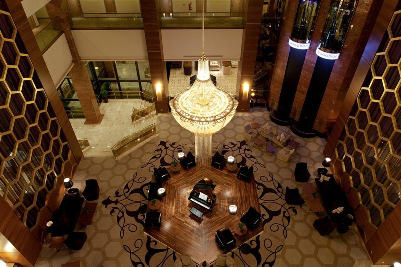 คายา อิสมีร์ เทอร์มอล แอนด์ คอนเวนชั่น Hotel อิซมีร์ ภายนอก รูปภาพ